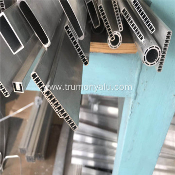 Flat aluminum extruded multi port tube